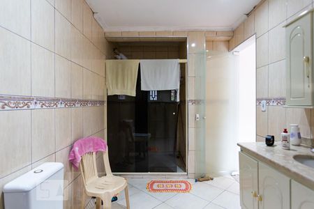 Casa à venda com 250m², 5 quartos e 2 vagas Casa à venda com 250m², 5 quartos e 2 vagasBanheiro da Suíte