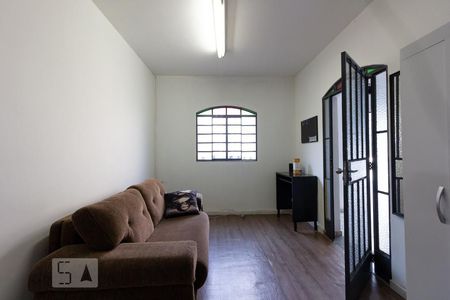 Sala de casa à venda com 4 quartos, 150m² em Santa Amélia, Belo Horizonte