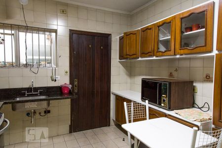 Cozinha de casa à venda com 3 quartos, 315m² em Vila Leonor, São Paulo