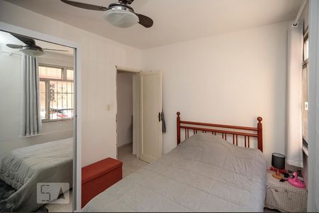 Quarto 1 de apartamento para alugar com 2 quartos, 50m² em Lins de Vasconcelos, Rio de Janeiro