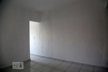 Sala 1 de casa à venda com 3 quartos, 120m² em Parque Pinheiros, Taboão da Serra