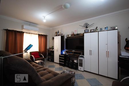 Sala de casa à venda com 5 quartos, 150m² em Jardim Olympia, São Paulo