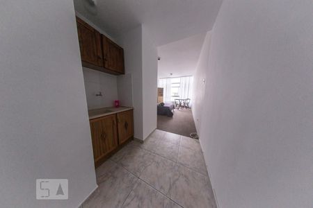 Cozinha de kitnet/studio para alugar com 1 quarto, 40m² em Centro, Curitiba