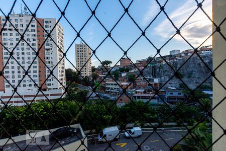 Vista da Sala de apartamento à venda com 2 quartos, 60m² em Centro, Niterói