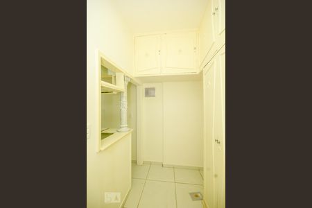 Hall de Entrada de apartamento à venda com 1 quarto, 45m² em Copacabana, Rio de Janeiro