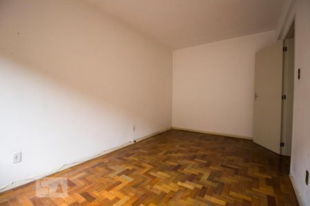 Quarto 1 de apartamento para alugar com 2 quartos, 76m² em Jardim Floresta, Porto Alegre