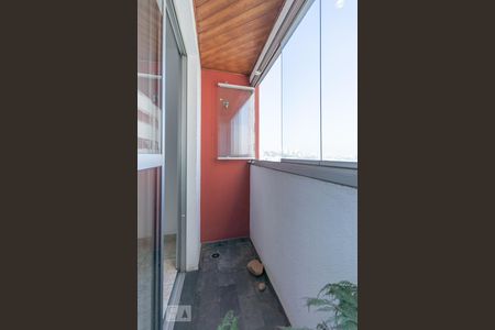 Sacada de apartamento à venda com 2 quartos, 74m² em Vila Taquari, São Paulo