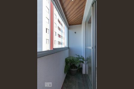 Sacada de apartamento à venda com 2 quartos, 74m² em Vila Taquari, São Paulo