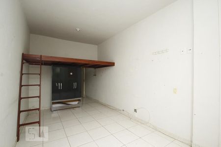 Studio à venda com 30m², 1 quarto e sem vagaSala/Quarto