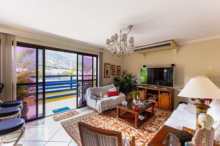 Sala de casa à venda com 4 quartos, 360m² em São Francisco, Niterói