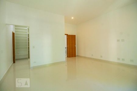 Suíte  de casa à venda com 3 quartos, 250m² em Vila Monumento, São Paulo