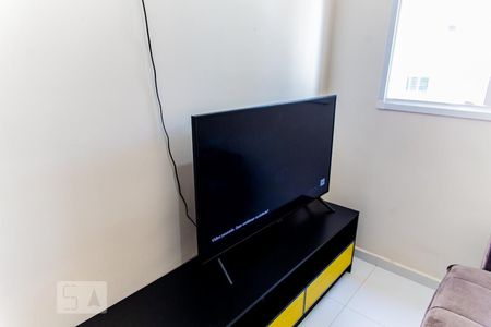 TV de apartamento à venda com 1 quarto, 53m² em Vila Bela Vista, Santo André