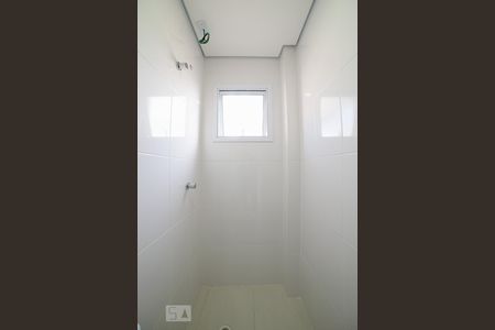 Banheiro - Box de kitnet/studio para alugar com 1 quarto, 15m² em Rudge Ramos, São Bernardo do Campo
