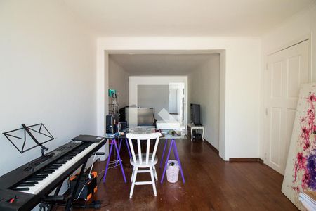Sala de casa para alugar com 2 quartos, 200m² em Vila Madalena, São Paulo