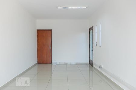 Sala de casa à venda com 3 quartos, 190m² em Vila Alexandria, São Paulo