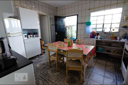 Cozinha de casa à venda com 4 quartos, 380m² em Vila Verde, São Paulo