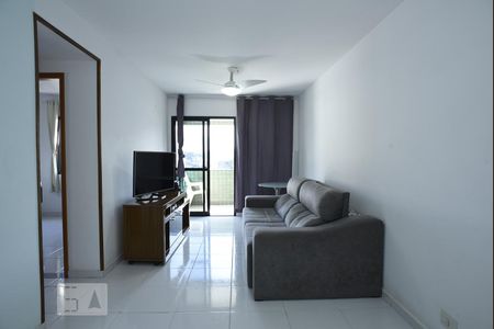 Apartamento à venda com 67m², 2 quartos e 1 vagaSala