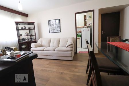 Sala de apartamento para alugar com 2 quartos, 70m² em Setor Bela Vista, Goiânia