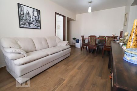 Sala de apartamento para alugar com 2 quartos, 70m² em Setor Bela Vista, Goiânia