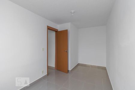 Quarto 2 de apartamento para alugar com 2 quartos, 48m² em Parada de Lucas, Rio de Janeiro