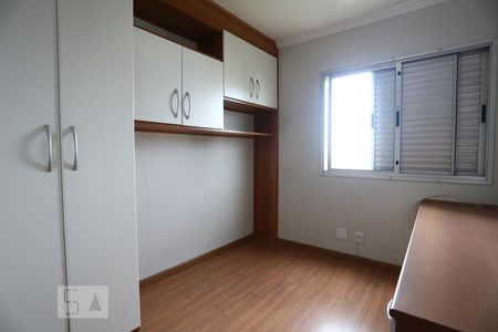 Quarto 1 de apartamento para alugar com 3 quartos, 75m² em Jaguaré, São Paulo