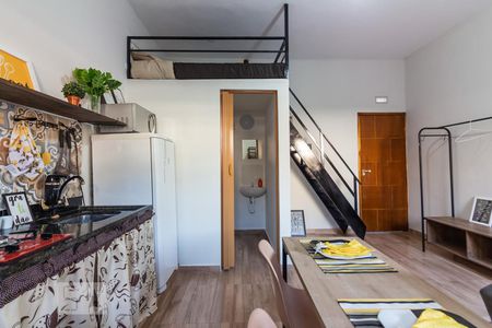 Kitnet de kitnet/studio para alugar com 1 quarto, 25m² em Jardim Ivana, São Paulo