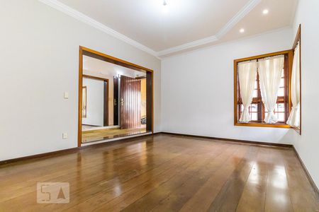 Sala 1 de casa para alugar com 4 quartos, 325m² em Jardim Chapadão, Campinas