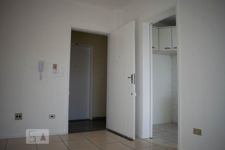 Sala de Estar de apartamento à venda com 1 quarto, 45m² em Cristal, Porto Alegre