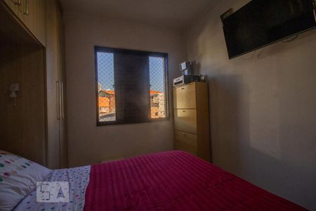 Quarto 1 de apartamento para alugar com 2 quartos, 55m² em Vila Mangalot, São Paulo