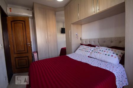 Quarto 1 de apartamento para alugar com 2 quartos, 55m² em Vila Mangalot, São Paulo