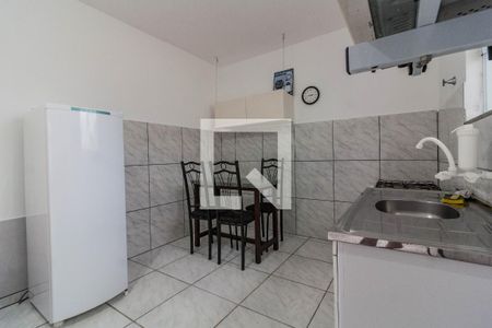 Cozinha de kitnet/studio para alugar com 1 quarto, 36m² em Areias, São José