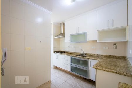 Cozinha de apartamento para alugar com 3 quartos, 75m² em Vila Pires, Santo André