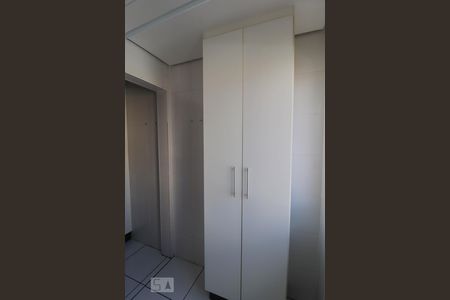 Apartamento à venda com 69m², 2 quartos e 1 vaga Apartamento à venda com 69m², 2 quartos e 1 vagaÁrea de Serviço