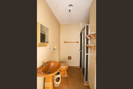 Banheiro de apartamento à venda com 2 quartos, 45m² em São José, Porto Alegre