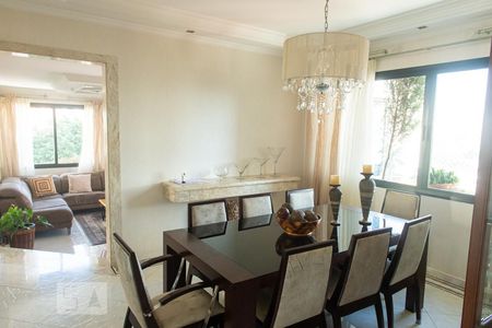 Sala de jantar de apartamento à venda com 4 quartos, 300m² em Jardim Avelino, São Paulo