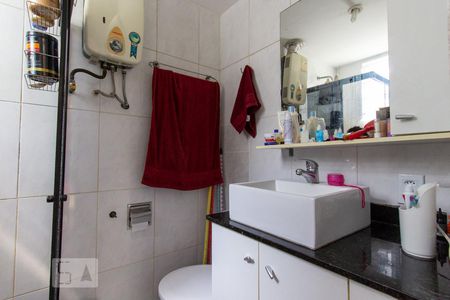 Banheiro de kitnet/studio à venda com 1 quarto, 24m² em Catete, Rio de Janeiro