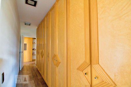 Apartamento à venda com 178m², 3 quartos e 3 vagas Apartamento à venda com 178m², 3 quartos e 3 vagasSuíte 1