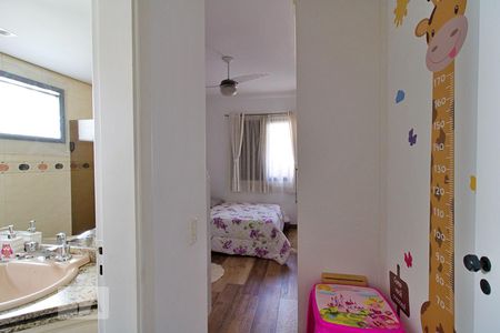 Apartamento à venda com 178m², 3 quartos e 3 vagas Apartamento à venda com 178m², 3 quartos e 3 vagasSuíte 3