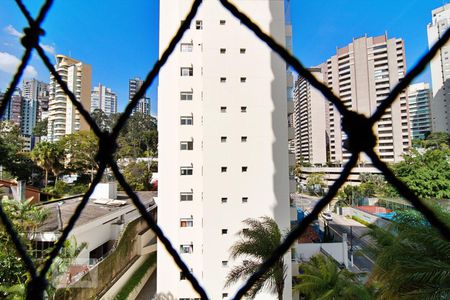 Apartamento à venda com 178m², 3 quartos e 3 vagas Apartamento à venda com 178m², 3 quartos e 3 vagasVista da Suíte 2