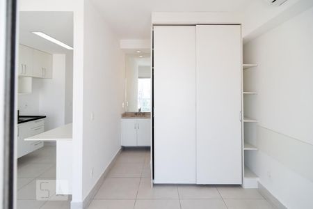 Studio Sala / Quarto de kitnet/studio para alugar com 1 quarto, 33m² em Brooklin, São Paulo