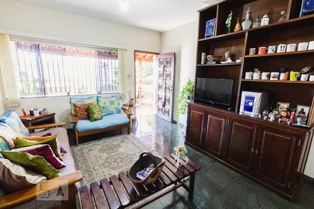 Sala 1 de casa para alugar com 4 quartos, 50m² em Vila Romana, São Paulo