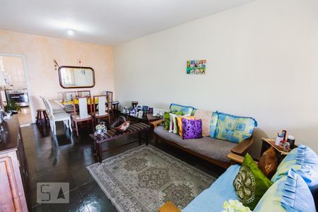 Sala 1 de casa para alugar com 4 quartos, 50m² em Vila Romana, São Paulo