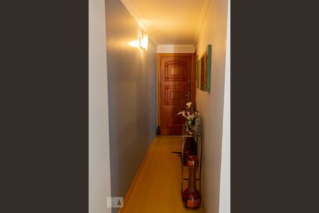 corredor de entrada do imóvel de apartamento à venda com 3 quartos, 121m² em Grajaú, Rio de Janeiro