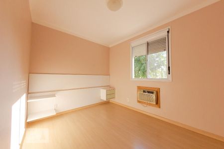 Quarto 1 de apartamento para alugar com 2 quartos, 69m² em Humaitá, Porto Alegre