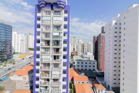 Vista Sala de apartamento à venda com 2 quartos, 64m² em Vila Olímpia, São Paulo