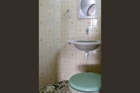 Lavabo de apartamento para alugar com 3 quartos, 130m² em Lourdes, Belo Horizonte