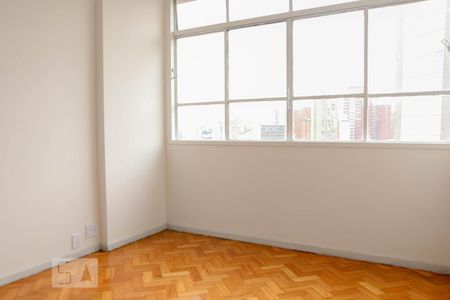 Quarto 2 de apartamento para alugar com 3 quartos, 130m² em Lourdes, Belo Horizonte