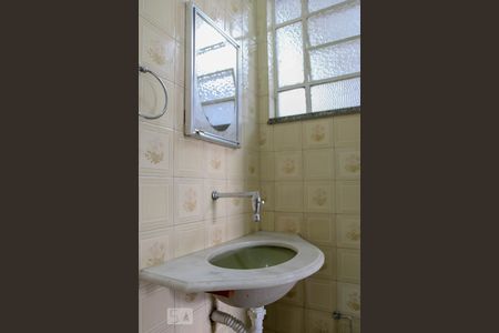 Lavabo de apartamento para alugar com 3 quartos, 130m² em Lourdes, Belo Horizonte