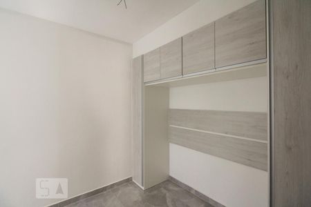 Quarto 2 de apartamento para alugar com 2 quartos, 40m² em Vila Antonina, São Paulo