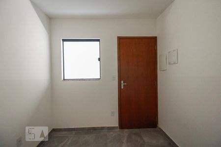 Sala de apartamento para alugar com 2 quartos, 40m² em Vila Antonina, São Paulo